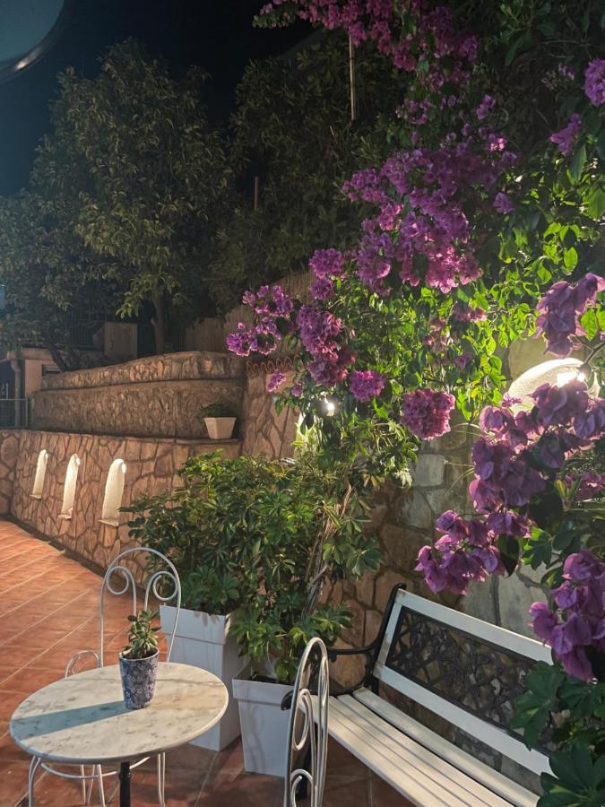 Apartmani Iva Becici Экстерьер фото