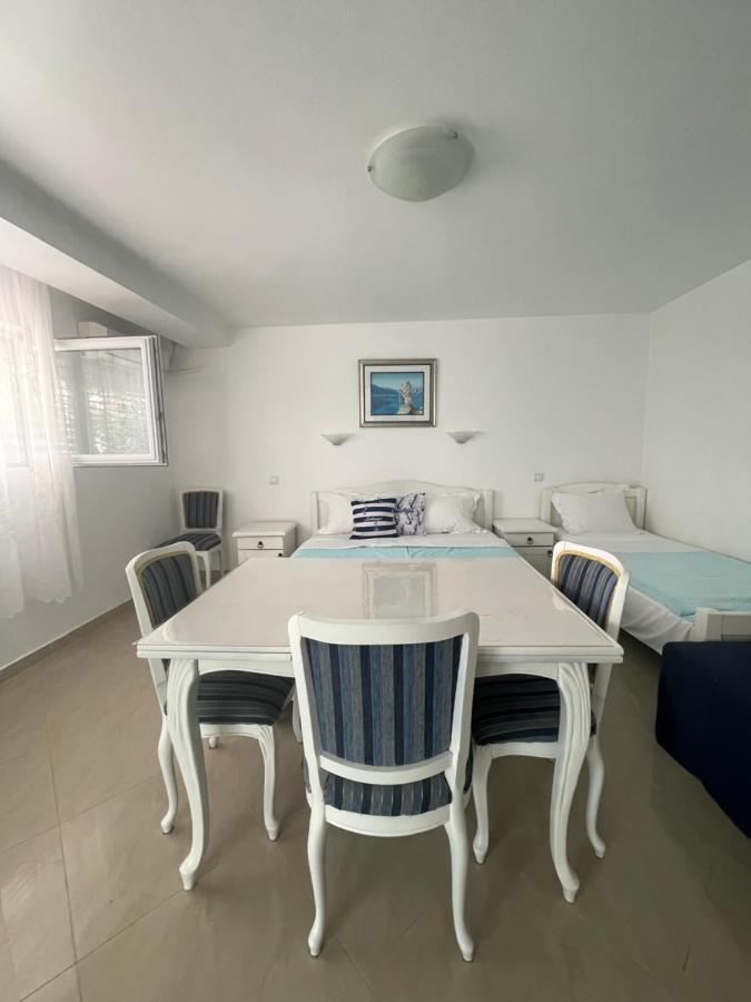 Apartmani Iva Becici Экстерьер фото